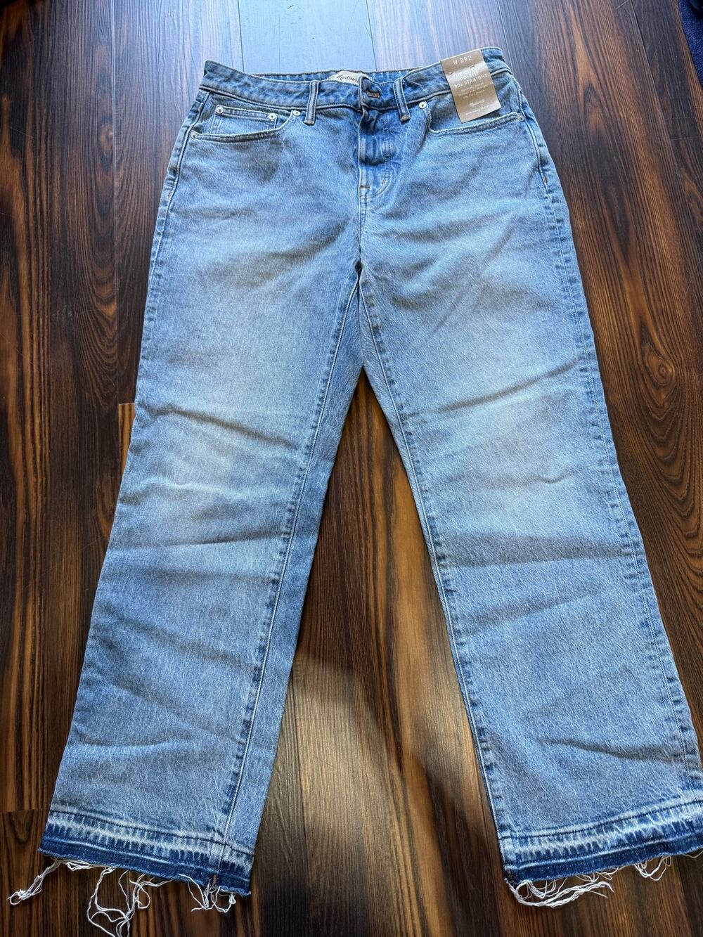NWT Madewell The Curvy Mid-Rise 90’s Straight Leg Jeans Size 29P